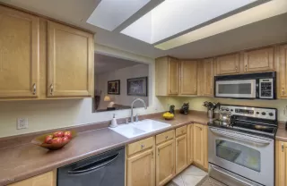 Photo #2: 6123747 Listing 