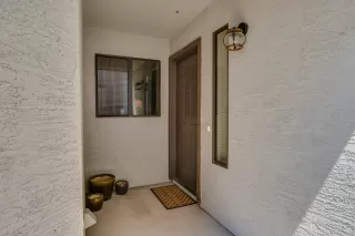 Photo #2: 6123752 Listing