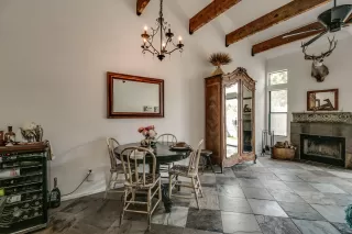 Photo #3: 6123752 Listing