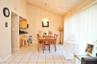 Photo #5: 6123935 Listing 