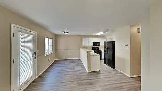 Photo #5: 6123972 Listing 