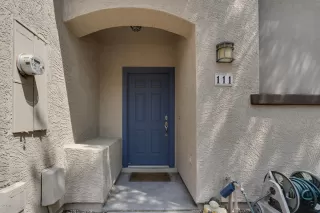 Photo #3: 6124037 Listing