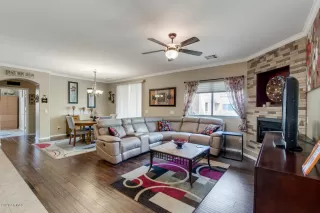 Photo #2: 6124086 Listing