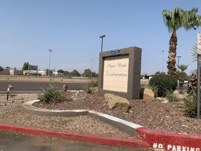 MLS: 6124178 Condo For Sale