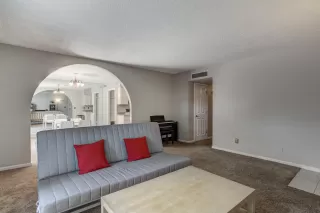Photo #3: 6124248 Listing