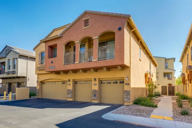 MLS: 6124292 Condo For Sale