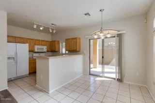 Photo #6: 6124292 Listing