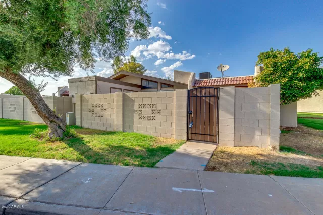 MLS: 6124616 Condo For Sale