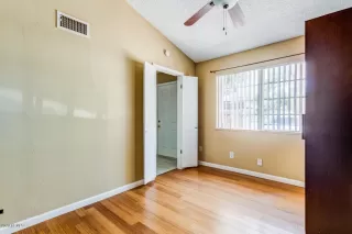 Photo #6: 6125141 Listing