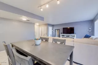 Photo #6: 6125220 Listing