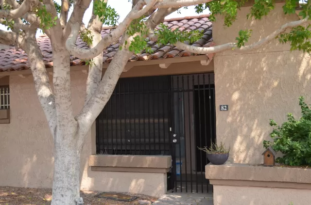 MLS: 6125228 Condo For Sale