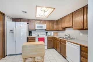 Photo #2: 6125594 Listing