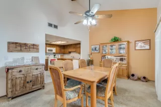 Photo #6: 6125594 Listing