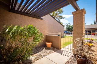 Photo #6: 6125911 Listing