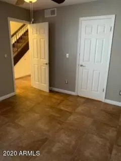 Photo #4: 6125963 Listing