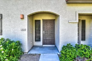 Photo #2: 6126048 Listing