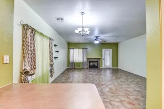 Photo #5: 6126048 Listing