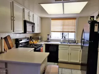 Photo #4: 6126089 Listing