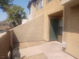 Photo #3: 6126108 Listing