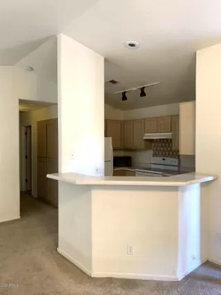 Photo #3: 6126117 Listing