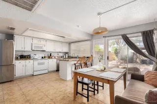 Photo #6: 6126325 Listing