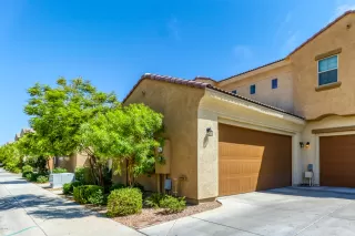 Photo #2: 6126415 Listing 