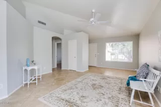 Photo #2: 6126537 Listing 