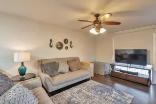 Photo #3: 6126962 Listing