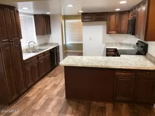 Photo #4: 6126983 Listing