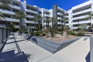 Photo #5: 6127057 Listing 