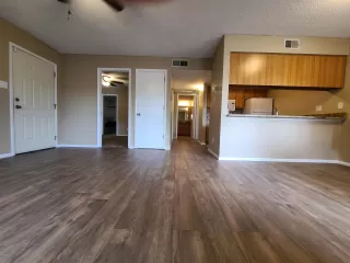 Photo #2: 6127175 Listing