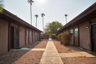 Photo #3: 6127407 Listing