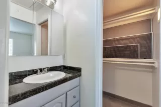 Photo #6: 6127611 Listing