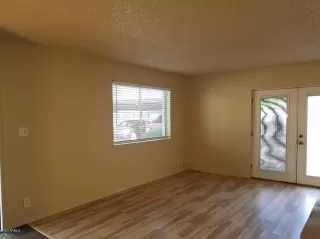 Photo #5: 6127866 Listing