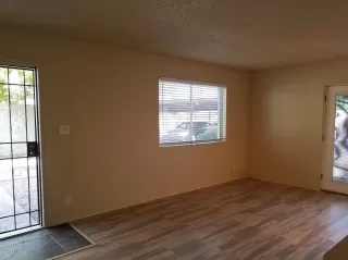 Photo #6: 6127866 Listing