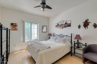 Photo #4: 6127990 Listing