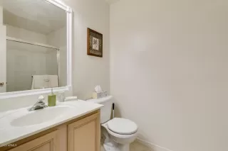 Photo #5: 6127990 Listing