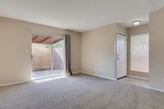 Photo #2: 6127996 Listing