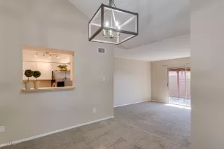 Photo #6: 6127996 Listing