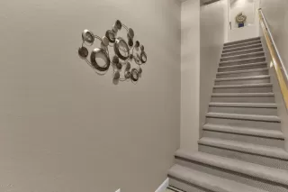 Photo #4: 6128065 Listing