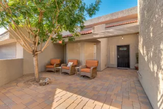 Photo #2: 6128083 Listing 