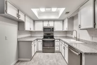 Photo #1: 6128170 Listing