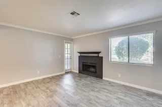 Photo #2: 6128170 Listing