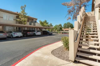 Photo #3: 6128189 Listing