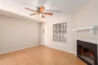 Photo #3: 6128281 Listing