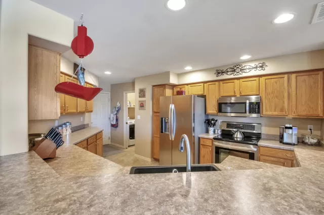 MLS: 6128425 Condo For Sale