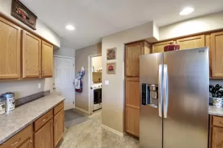 Photo #4: 6128425 Listing 