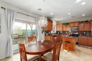 Photo #2: 6128466 Listing 