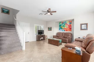 Photo #5: 6128466 Listing 