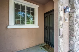 Photo #5: 6128549 Listing